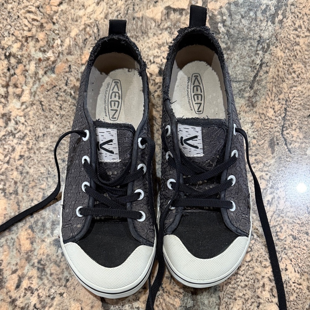 Keen Women’s Black and White Sneakers